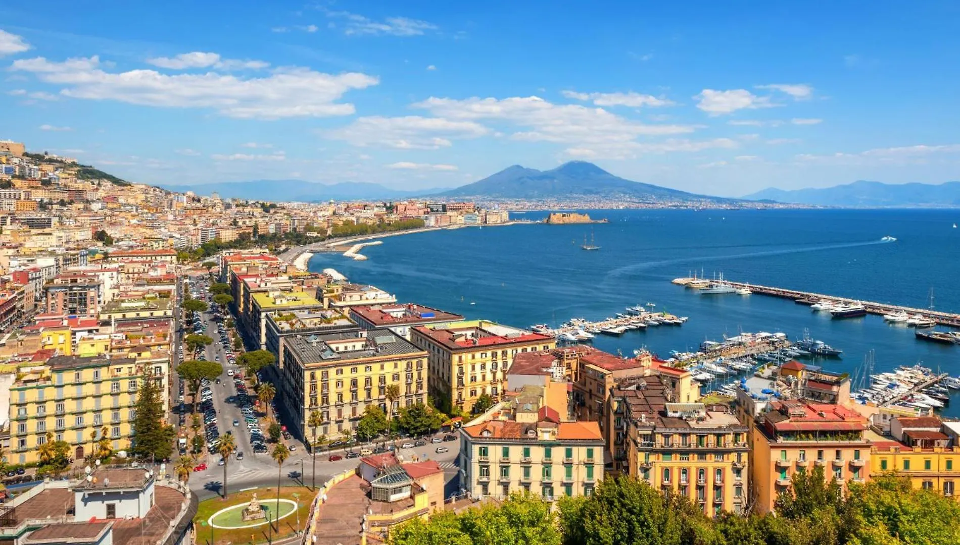 Carlo Di Borbone Apartments - Napoli Chiaia